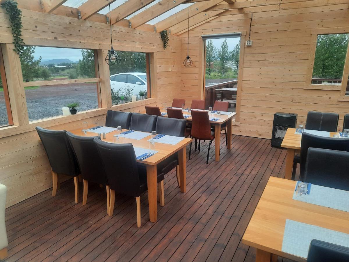 Minniborgir Cottages & Restaurant Селфос Екстериор снимка